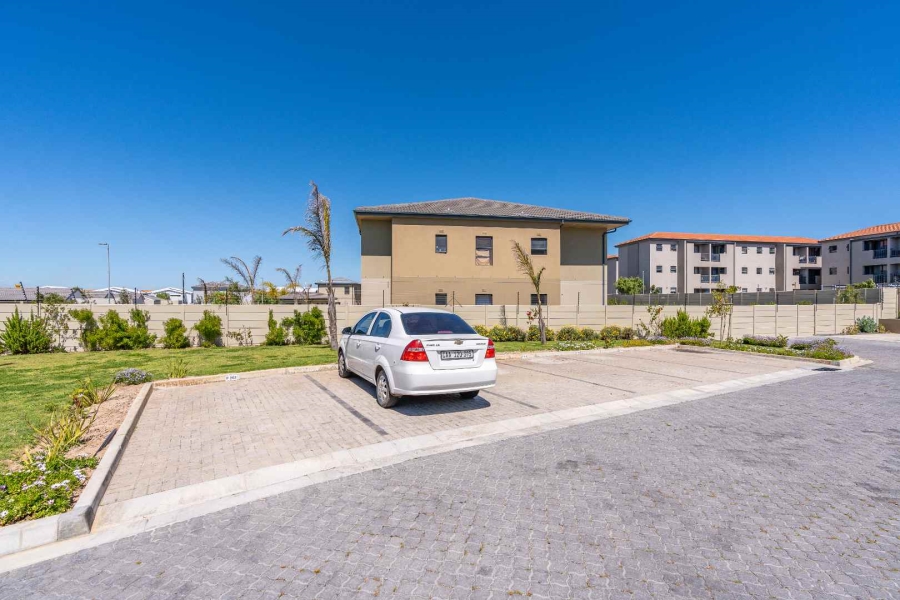 3 Bedroom Property for Sale in Parklands Western Cape